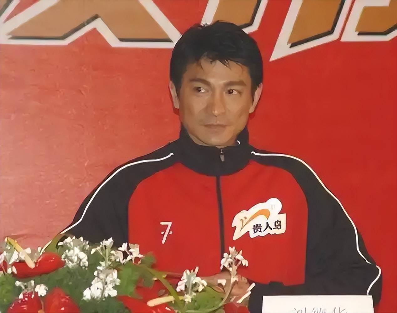 神坛的4款国货运动鞋你买过那些？球盟会最新曾被吹上天如今却跌落(图3)