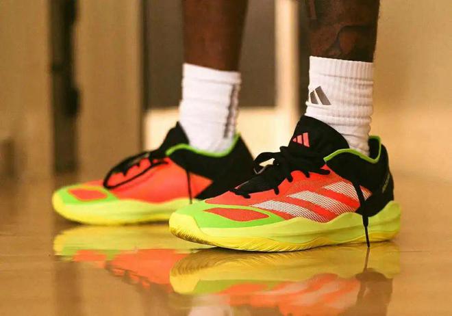 新战靴！被忽略的好鞋……球盟会最新adidas(图9)
