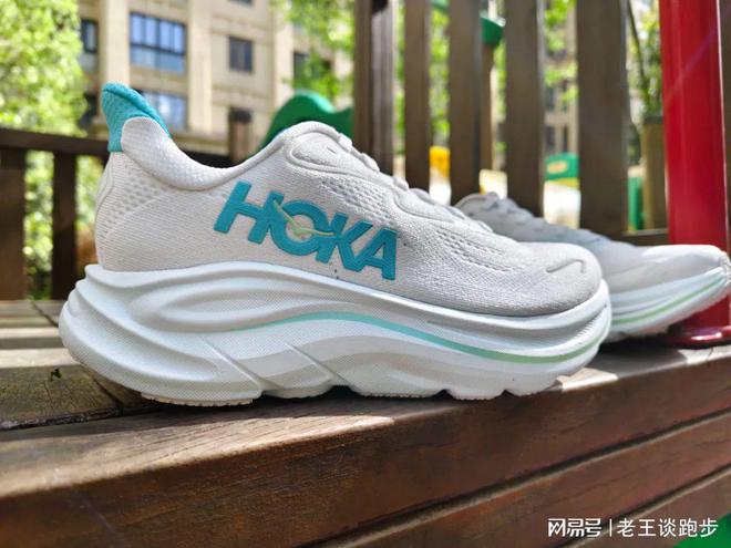 10：恰到好处的卓越跑鞋HOKA CLIFTON(图3)